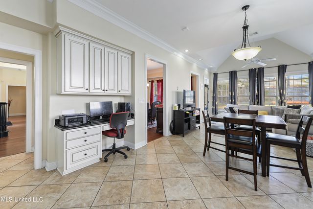 2013 Pointe Clear Drive, Biloxi, MS 39531