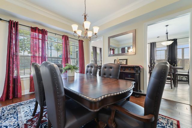 2013 Pointe Clear Drive, Biloxi, MS 39531