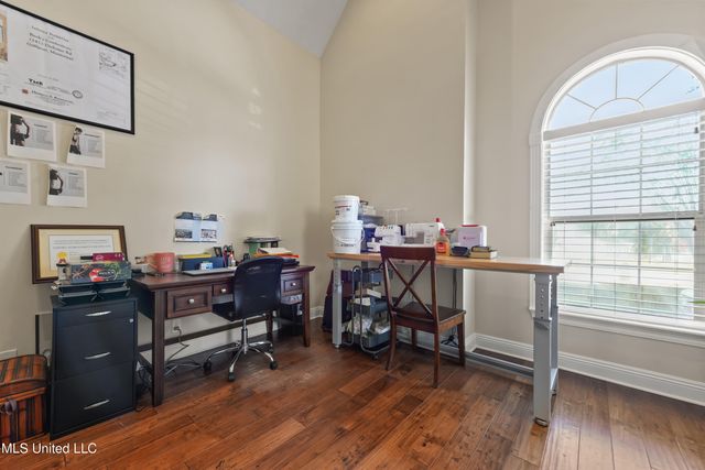 2013 Pointe Clear Drive, Biloxi, MS 39531