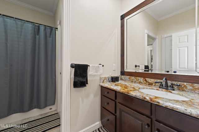 2013 Pointe Clear Drive, Biloxi, MS 39531