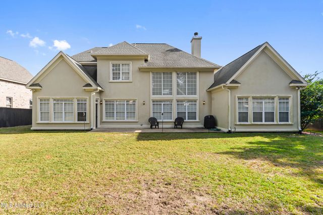 2013 Pointe Clear Drive, Biloxi, MS 39531