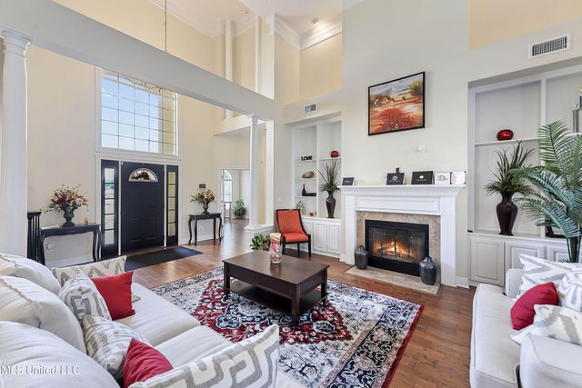 2013 Pointe Clear Drive, Biloxi, MS 39531