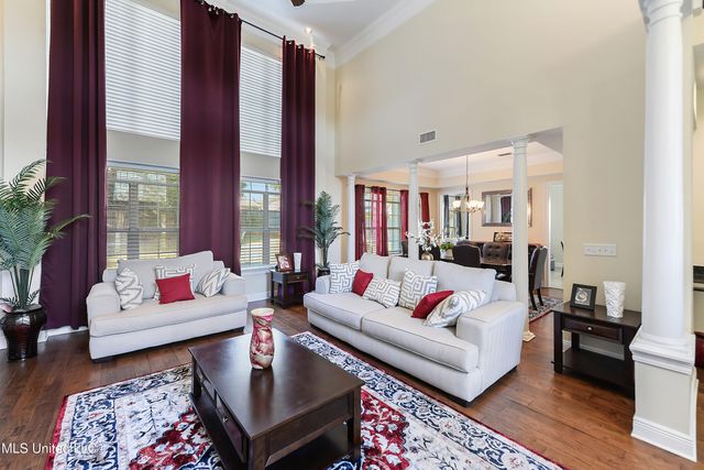 2013 Pointe Clear Drive, Biloxi, MS 39531