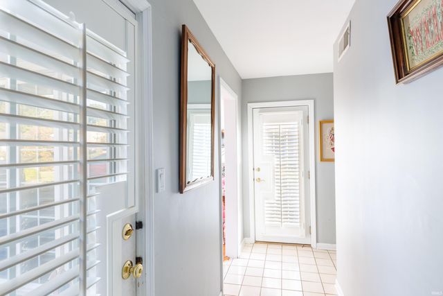 2545 Grandview Drive, Vincennes, IN 47591