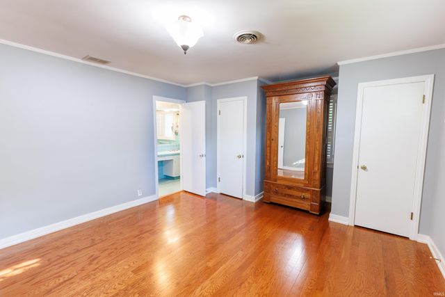 2545 Grandview Drive, Vincennes, IN 47591