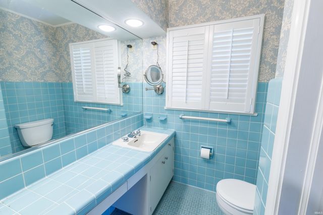 2545 Grandview Drive, Vincennes, IN 47591