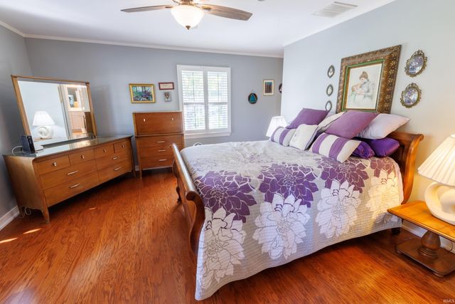 2545 Grandview Drive, Vincennes, IN 47591