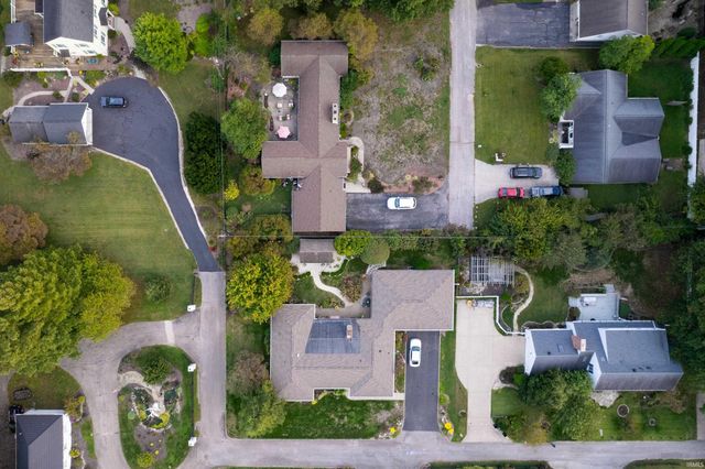 2545 Grandview Drive, Vincennes, IN 47591