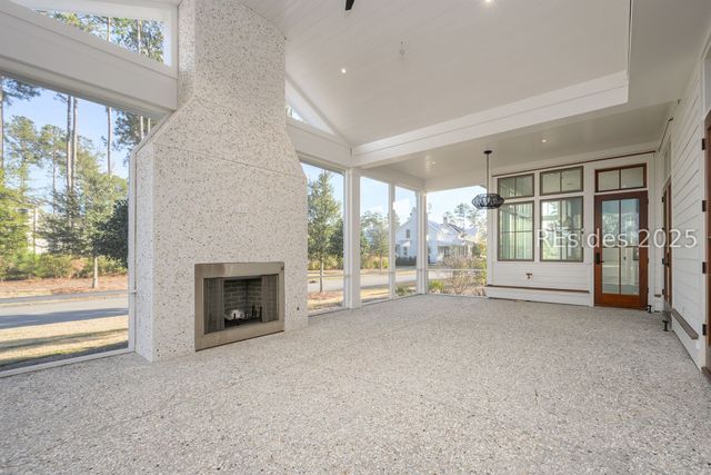 14 Red Knot Rd, Bluffton, SC 29910