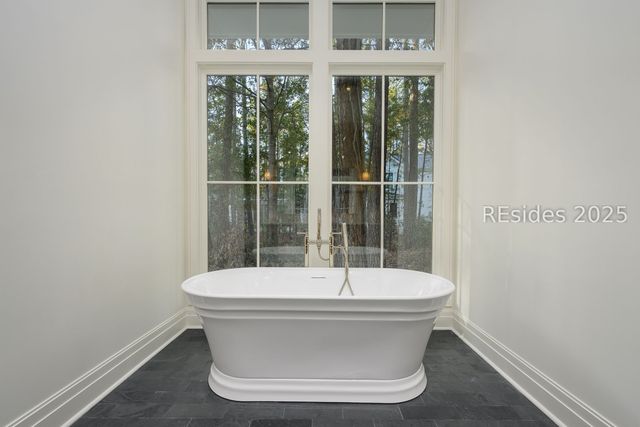 14 Red Knot Rd, Bluffton, SC 29910