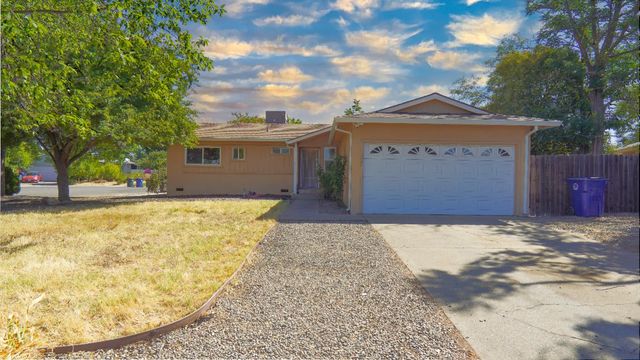 3220 Portsmouth Dr, Rancho Cordova, CA 95670