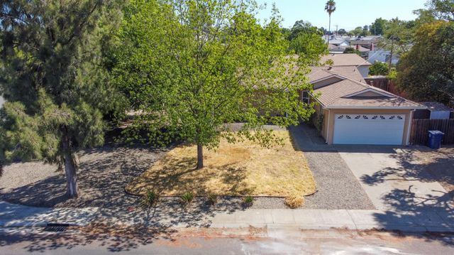 3220 Portsmouth Dr, Rancho Cordova, CA 95670