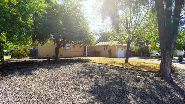 3220 Portsmouth Dr, Rancho Cordova, CA 95670
