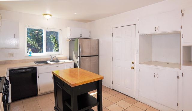 3220 Portsmouth Dr, Rancho Cordova, CA 95670