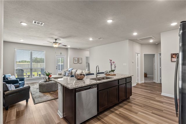 2216 Johnny Lyon Court, Bryan, TX 77807