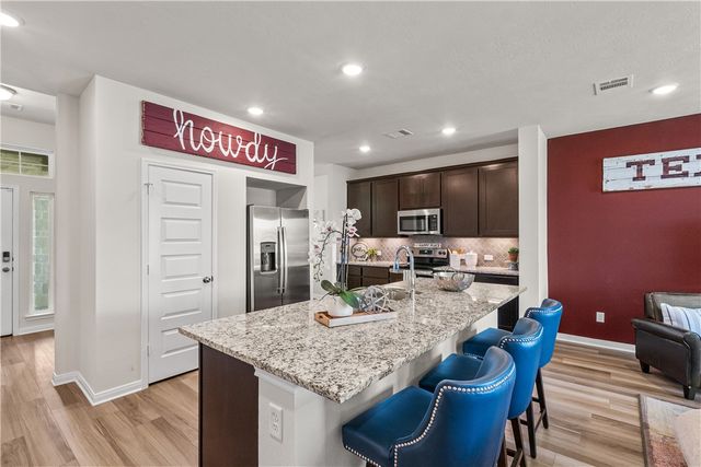 2216 Johnny Lyon Court, Bryan, TX 77807