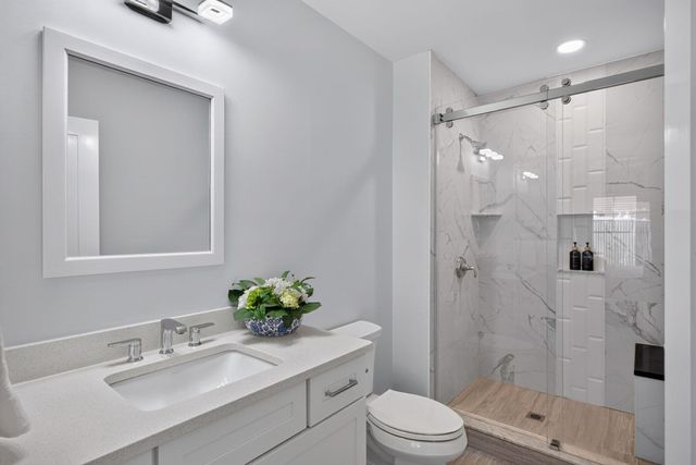 8 Bank Street UNIT 8, Eastham, MA 02642
