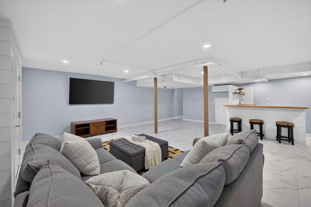 8 Bank Street UNIT 8, Eastham, MA 02642