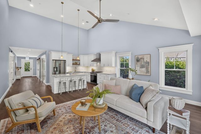 8 Bank Street UNIT 8, Eastham, MA 02642