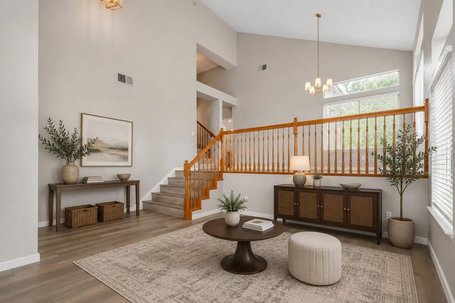 6937 Hollybrook Dr, Sacramento, CA 95823