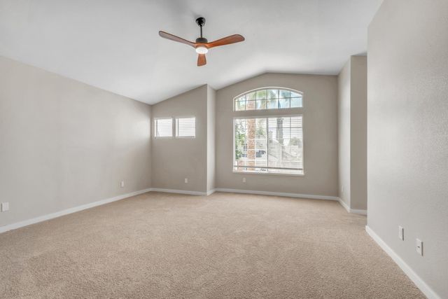 6937 Hollybrook Dr, Sacramento, CA 95823