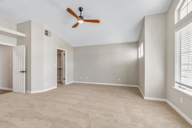6937 Hollybrook Dr, Sacramento, CA 95823