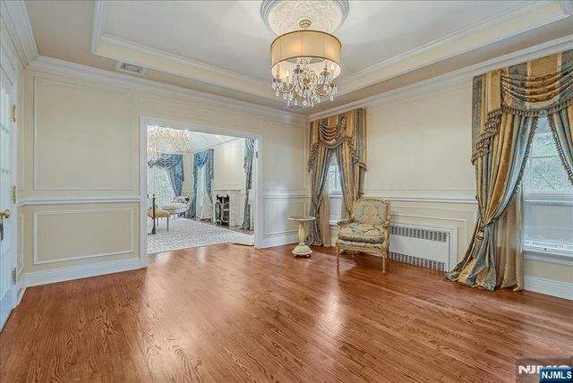 294 Oakwood Road, Englewood, NJ 07631