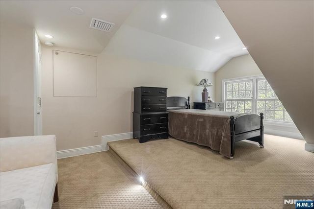 294 Oakwood Road, Englewood, NJ 07631