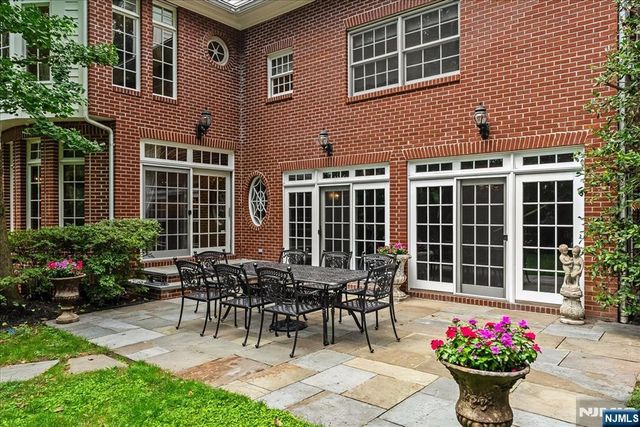 294 Oakwood Road, Englewood, NJ 07631
