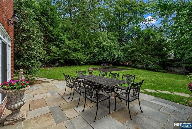 294 Oakwood Road, Englewood, NJ 07631