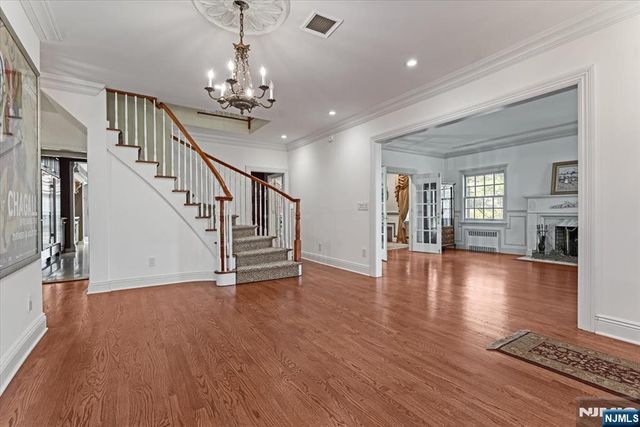 294 Oakwood Road, Englewood, NJ 07631