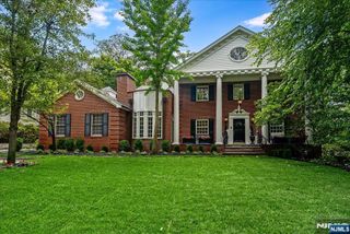 294 Oakwood Road, Englewood, NJ 07631