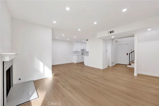 17303 Chatsworth Street 4, Granada Hills, CA 91344