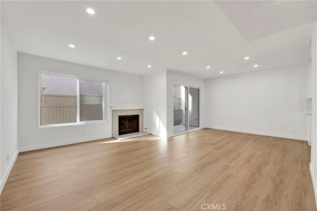 17303 Chatsworth Street 4, Granada Hills, CA 91344