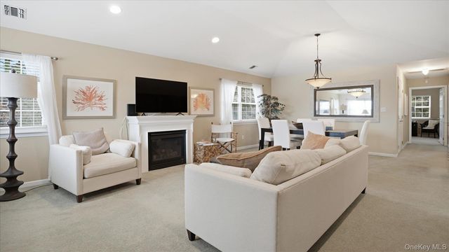 1504 Aerie Way 1504, East Quogue, NY 11942