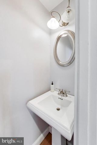 1006 OTIS PL NW, Washington, DC 20010