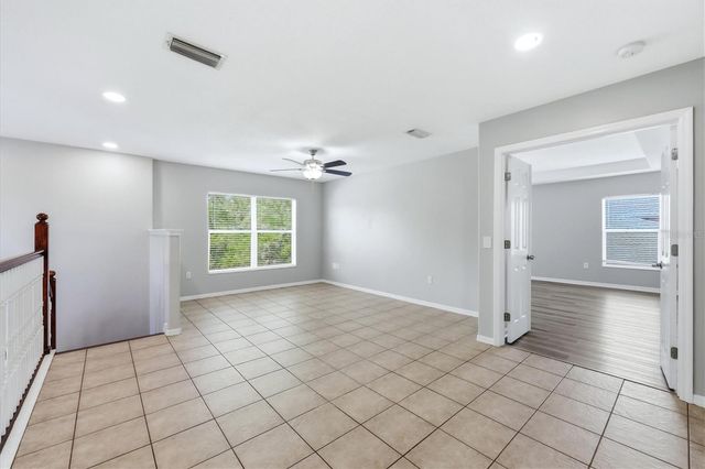 4266 67TH AVENUE CIRCLE E, Sarasota, FL 34243