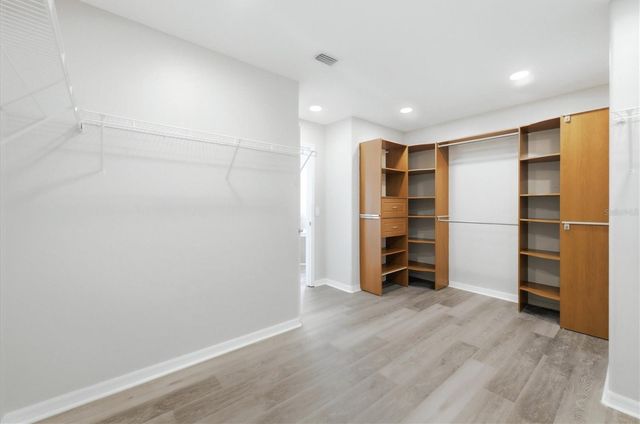 4266 67TH AVENUE CIRCLE E, Sarasota, FL 34243