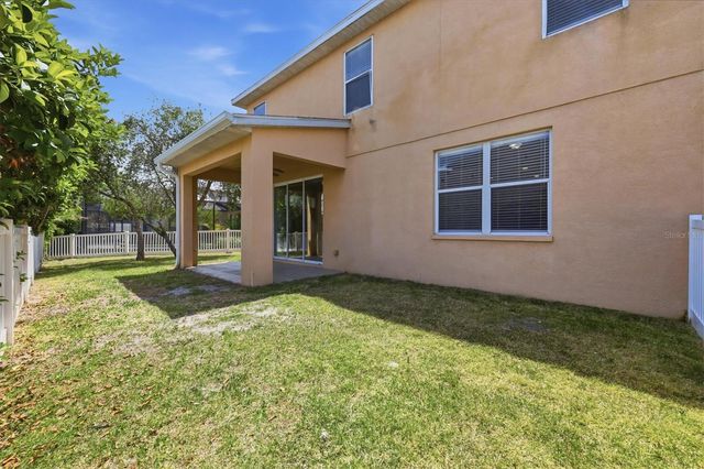 4266 67TH AVENUE CIRCLE E, Sarasota, FL 34243