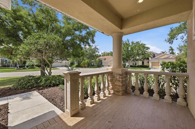 4266 67TH AVENUE CIRCLE E, Sarasota, FL 34243