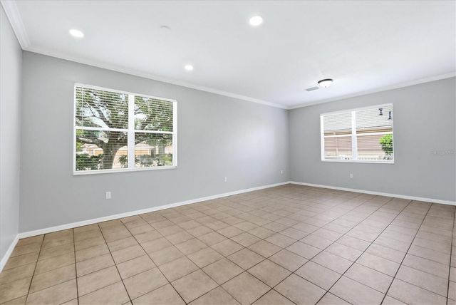 4266 67TH AVENUE CIRCLE E, Sarasota, FL 34243