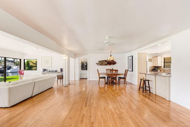 2200 SE 8th Street, Pompano Beach, FL 33062