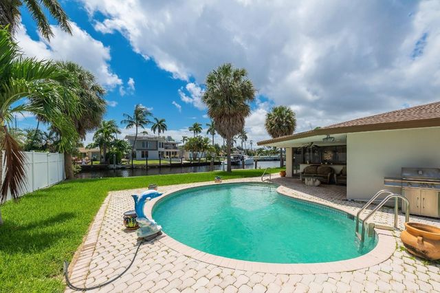 2200 SE 8th Street, Pompano Beach, FL 33062