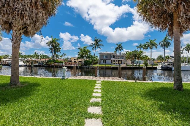 2200 SE 8th Street, Pompano Beach, FL 33062