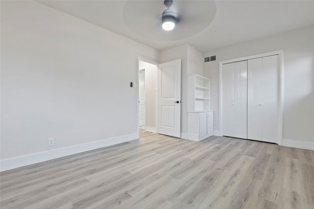 706 Commerce Street, Euless, TX 76040