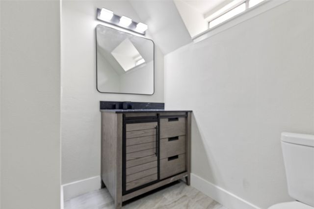 706 Commerce Street, Euless, TX 76040