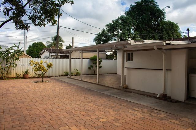 1211 W 34th St Front, Hialeah, FL 33012