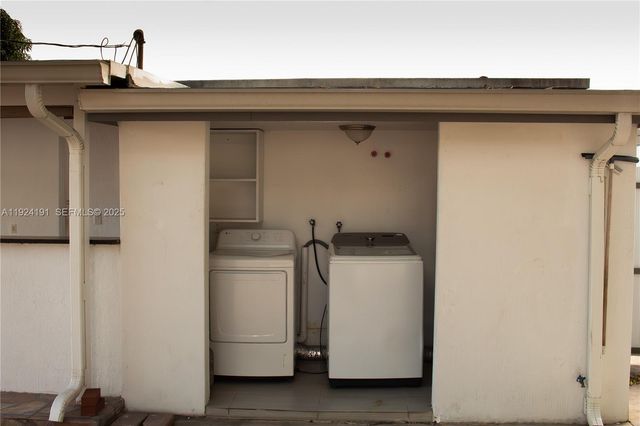 1211 W 34th St Front, Hialeah, FL 33012