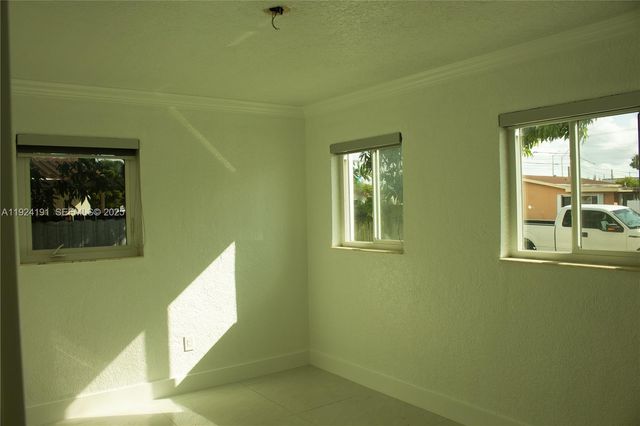 1211 W 34th St Front, Hialeah, FL 33012