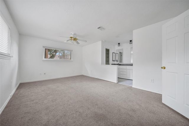 501 Desert Aire Drive, Friendswood, TX 77546